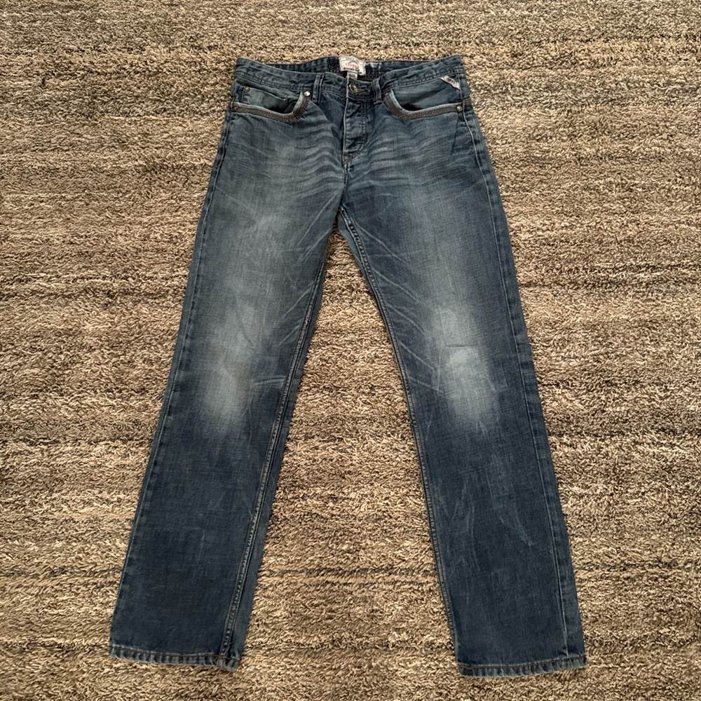 Classic Indigo Straight Men's Jeans